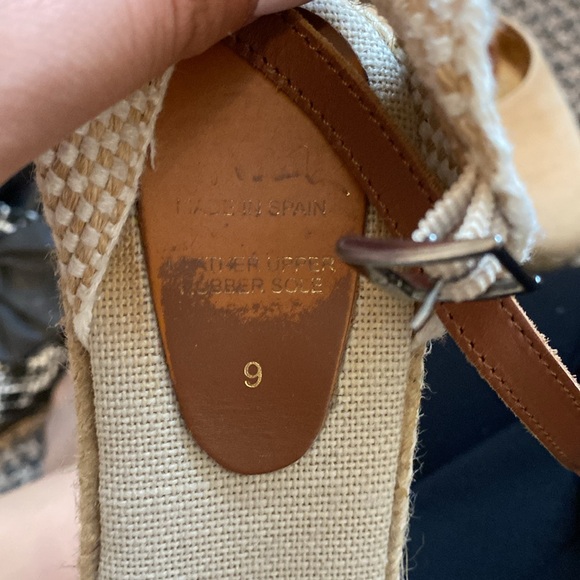 Suede cream colored wedges - Picture 6 of 7